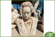 Busto Beethoven h. cm. 45 99,00€